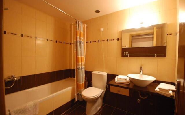 Drymonas Hotel