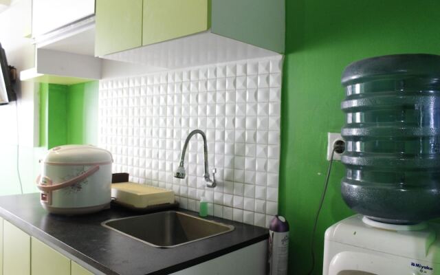 Compact Studio Room The Jarrdin Cihampelas Apartment