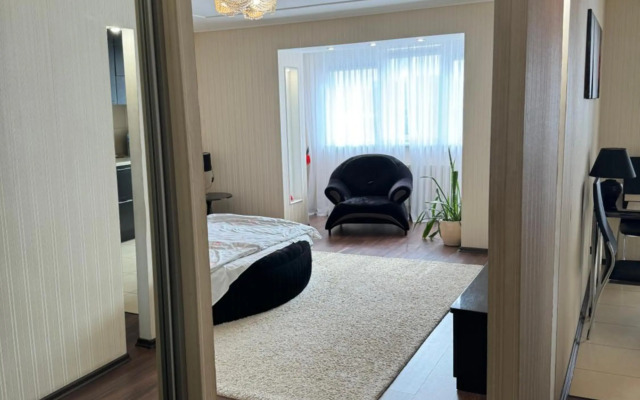 One-Bedroom Apartment in the center