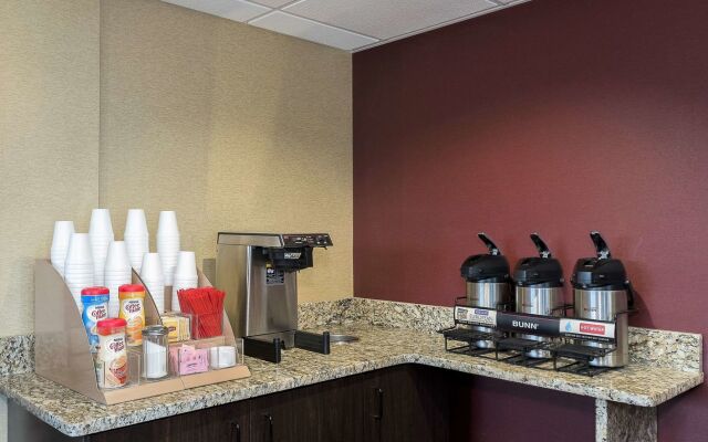 Red Roof Inn Toledo - Maumee