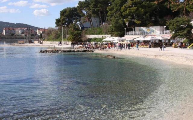 Beach Split Apartments