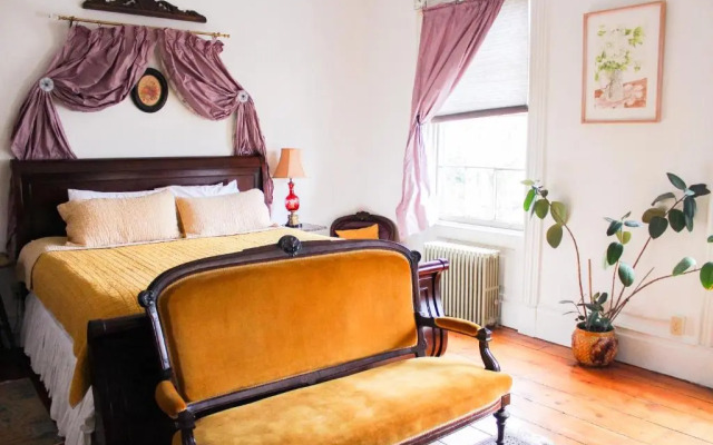 Borland House Inn