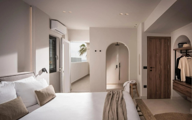 Soleil Apartments  Studios