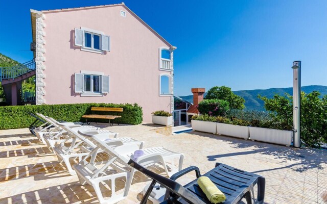 Stunning Home in Dubravka With Wifi and 3 Bedrooms
