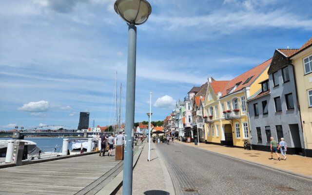 Grannys House - View of the harbour