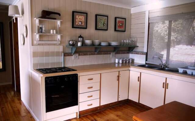 Velvet Moon Cottage