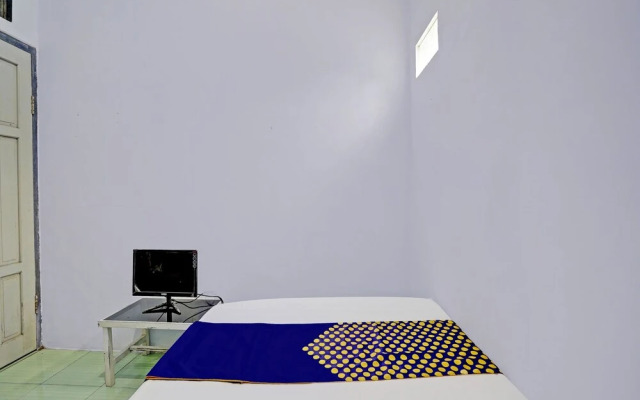 OYO Life 92937 Kost Putri Sarkara Syariah