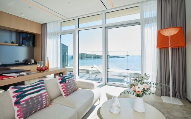 Renebleu by Sol Beach