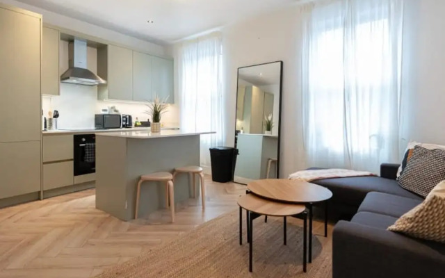 The Battersea Scenery - Elegant 2bdr Flat