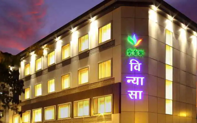 OYO Premium Thane Wagle Industrial Estate