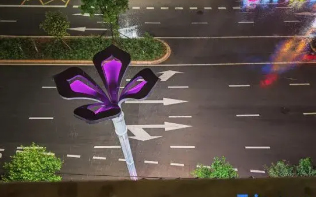 Qiubei Yinlian Express Hotel (Jiaolian Plaza)