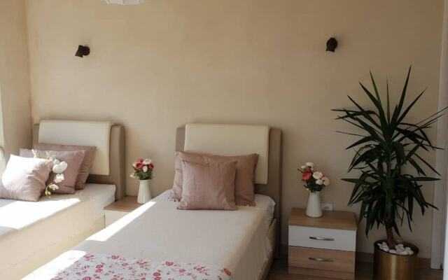 Apartments And Rooms Villa Santa Vita