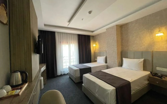 Yeni̇ Sevcan Hotel