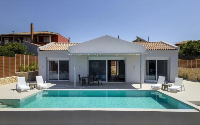 Casa di Pietra With 2 Bedrooms and 3 Bathrooms