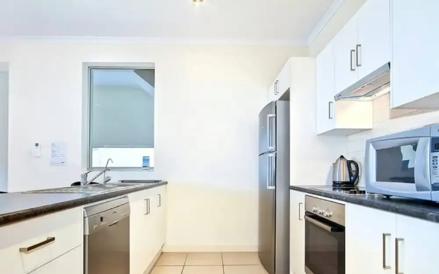 Block Escape - Ocean View Apartment no 1