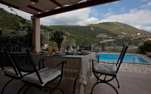 Parathalasso Villas