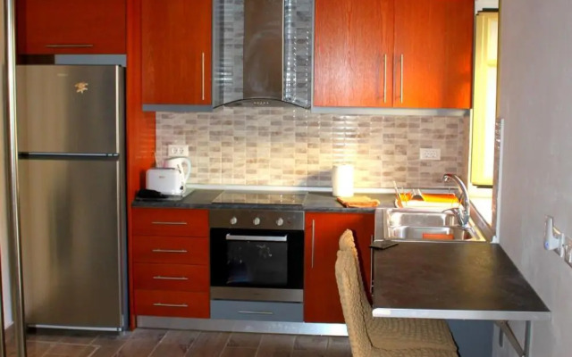 Evanna House