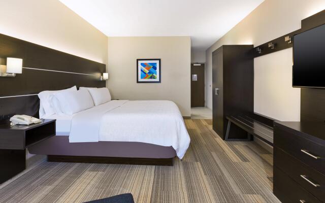 Holiday Inn Express Detroit-Warren by IHG