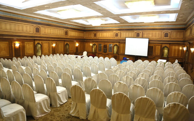 Benzz Park, Chennai