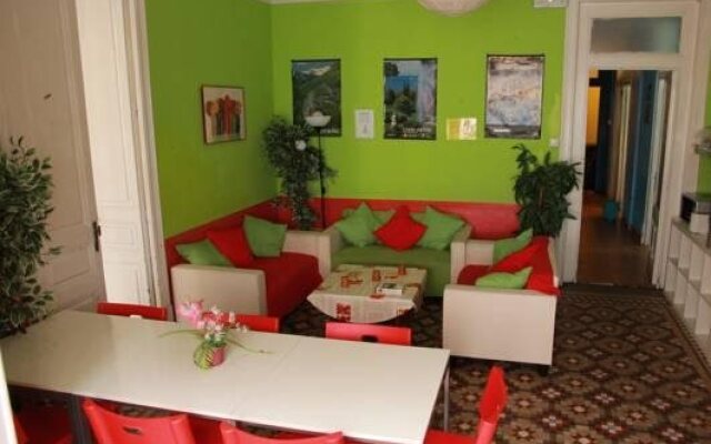 Backpackers House Bcn