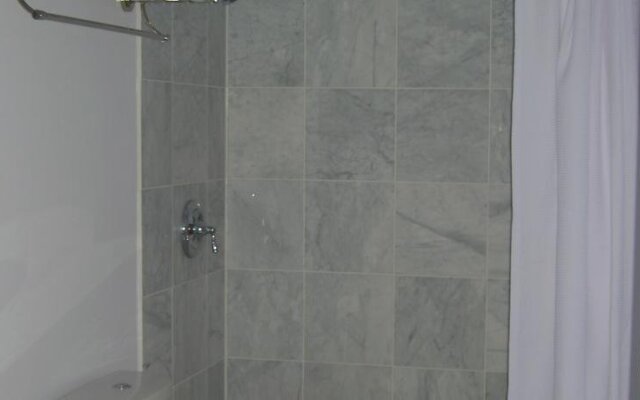 In Season Guest Suite