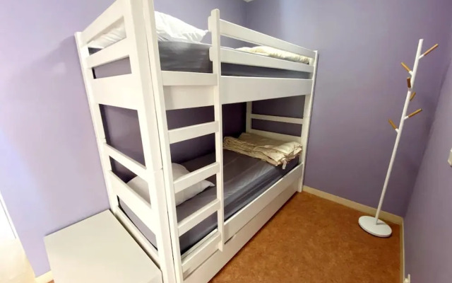 Apartment in Nieuwpoort Near Sandy Beaches