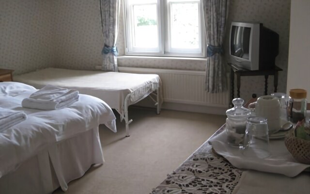 Hillborough House