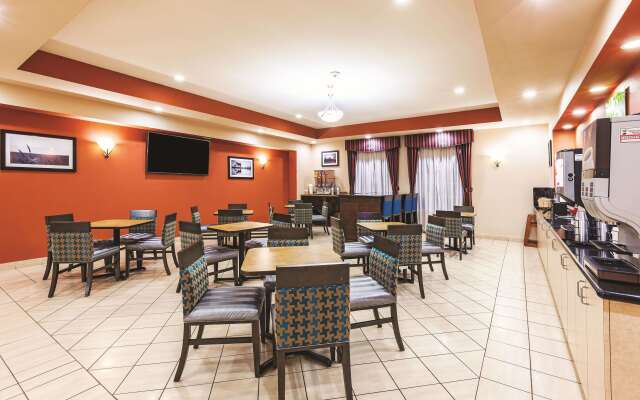 La Quinta Inn & Suites by Wyndham Granbury