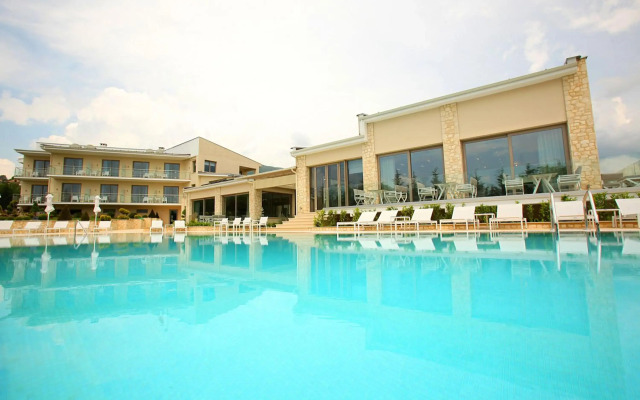 Calma Hotel & Spa