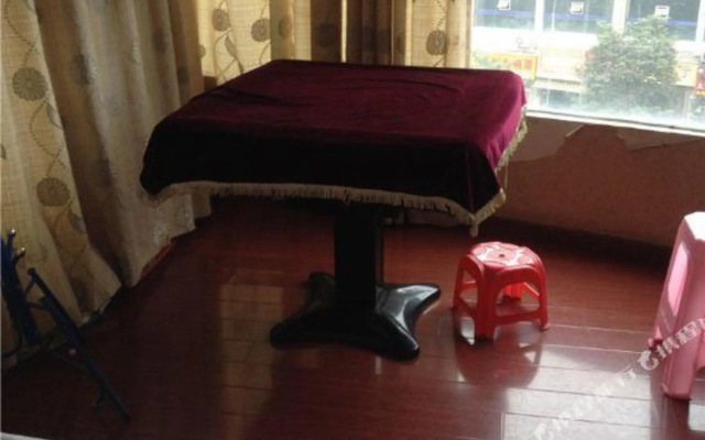 Taihui Business Hostel