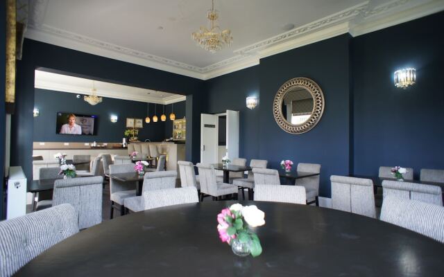 Regent Hotel