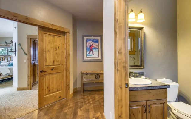 56540 Sunstone Loop 4 Bedroom Home