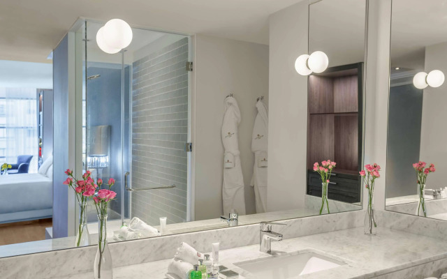 NH Collection Santiago Casacostanera