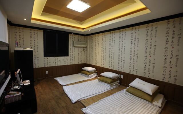Theme 21 Motel