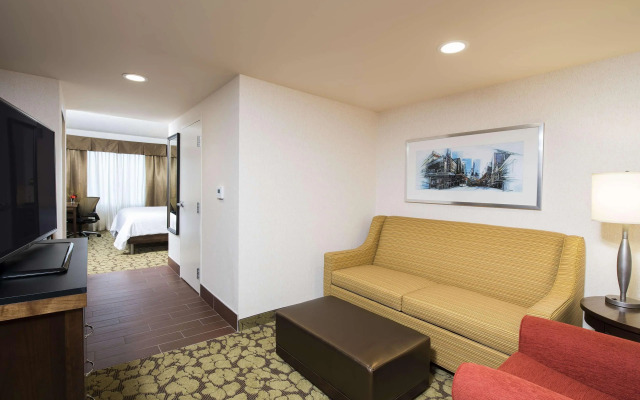 Hilton Garden Inn Louisville Downtown