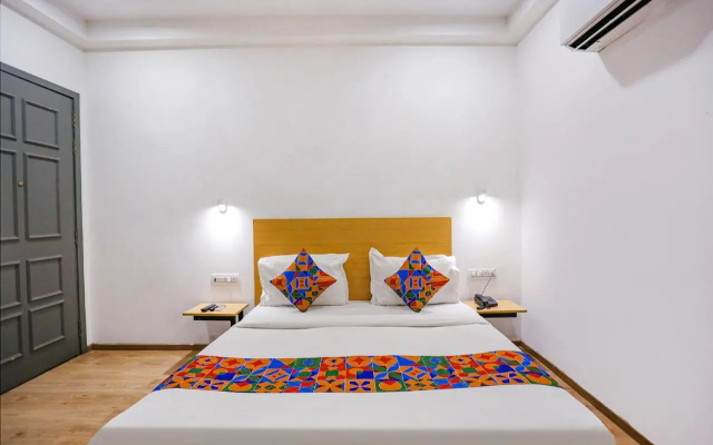 FabHotel Roseman