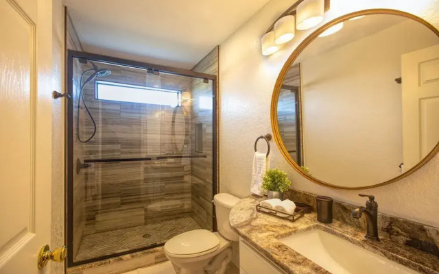 High Grove 5 Bedrooms & Private Pool