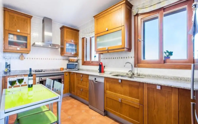 Villa - 4 Bedrooms with Pool and WiFi - 104238