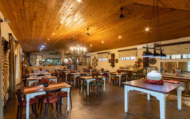 Emdoneni Lodge