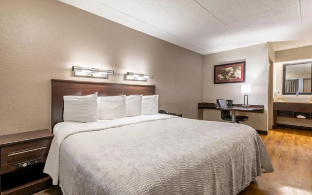 Red Roof Inn PLUS+ Nashville Airport