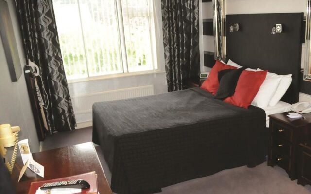 Parkmore Hotel
