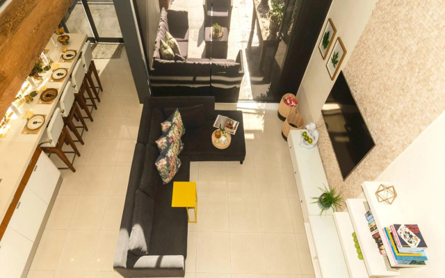 Quayside Waterfront Apartment