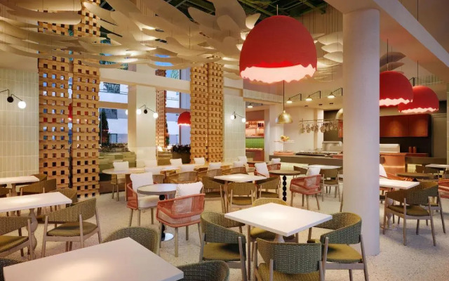 Hyatt Centric Cairo West