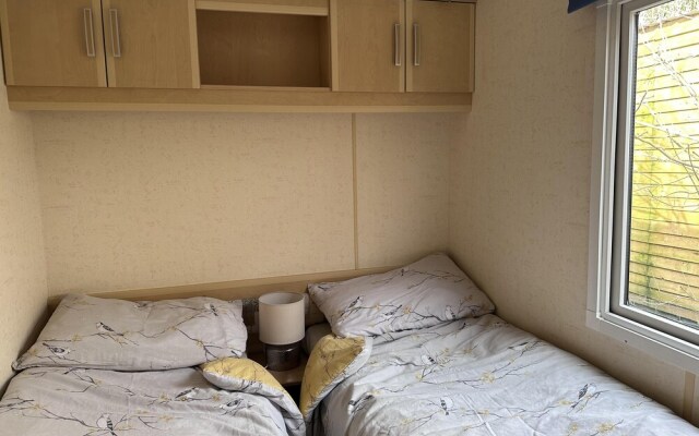 Captivating 2-bed Static Caravan in Holyhead