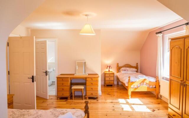Ballinakill Lodge