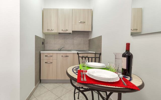 2215 Villetta Enea - Mono 2 by Barbarhouse