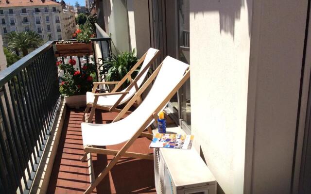 Place Mozart Holiday Apartment