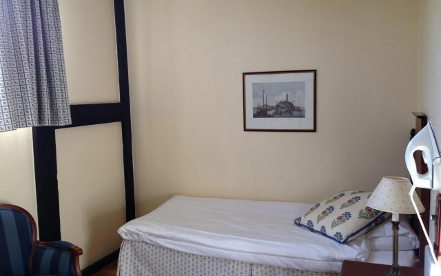 First Hotel Statt