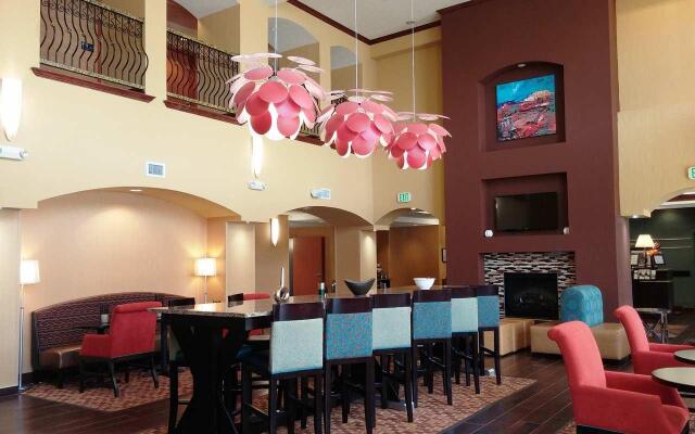 Hampton Inn & Suites Albuquerque-Coors Road