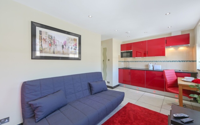 Baker Street Suites